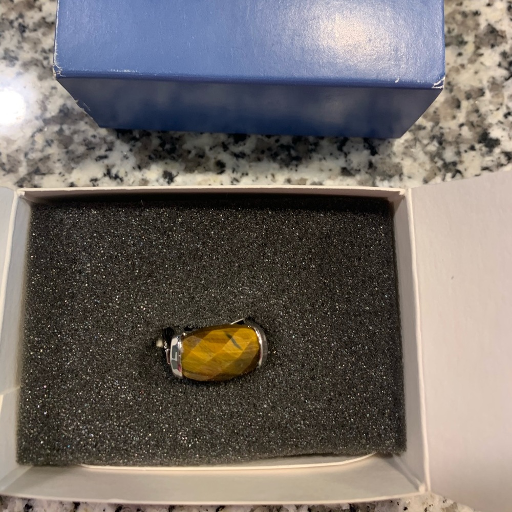 Lia Sophia ring NWT